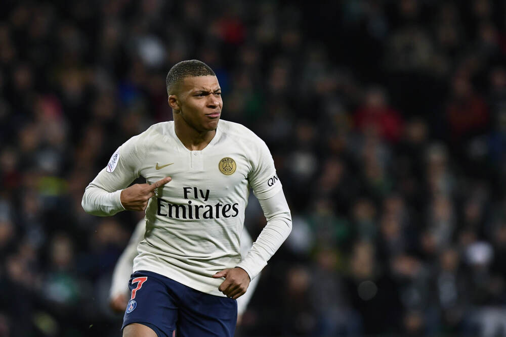 运动鞋哪款好？实测8大爆款，舒适透气，跑步更轻松